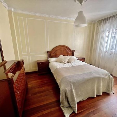 Agradable Apartamento Centrico En Cangas Екстер'єр фото