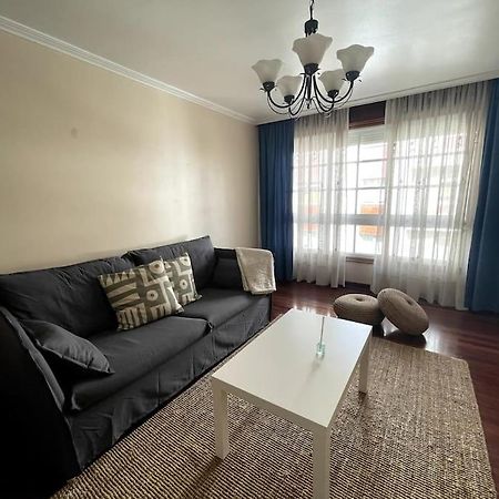 Agradable Apartamento Centrico En Cangas Екстер'єр фото